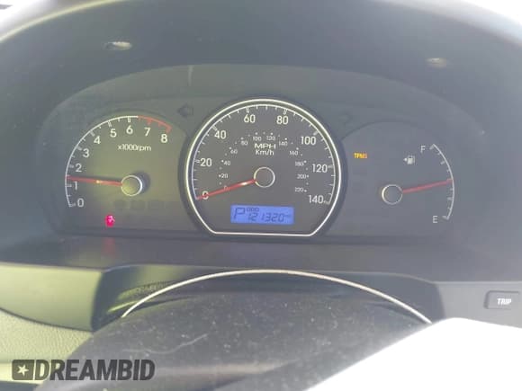 ✅ 2009 Hyundai Elantra GLS • VIN: KMHDU46D69U745635 • Lot: 43686781. Listed on IAAI with 121,320 mi. Free auction sales archive from the USA and detailed vehicle history report at DreamBid. Image 7.