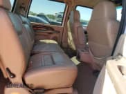 ✅ 2000 Ford Excursion Limited • VIN: 1FMNU43S1YEE15272 • Лот: 70563005. Опубликован ранее на Copart с пробегом 248 663 миль. Бесплатный доступ к архиву аукционных продаж из США и подробный отчёт об истории автомобиля на DreamBid. Изображение 11.