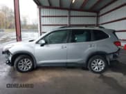 ✅ 2021 Subaru Forester Premium • VIN: JF2SKAFCXMH520290 • Lot: 43559923. Wystawiony na IAAI z przebiegiem 59 511 mil. Bezpłatny archiwum sprzedaży aukcyjnych z USA i szczegółowy raport historii pojazdu na DreamBid. Zdjęcie 14.