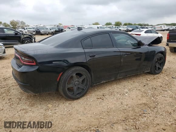 ✅ 2018 Dodge Charger SXT Plus • VIN: 2C3CDXHG9JH129058 • Лот: 82755365. Опубликован ранее на Copart с пробегом 130 542 миль. Бесплатный доступ к архиву аукционных продаж из США и подробный отчёт об истории автомобиля на DreamBid. Изображение 3.