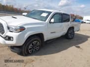 ✅ 2020 Toyota Tacoma TRD Off Road • VIN: 3TMCZ5ANXLM325654 • Lot: 43637670. Listed on IAAI with 137,509 mi. Free auction sales archive from the USA and detailed vehicle history report at DreamBid. Image 17.