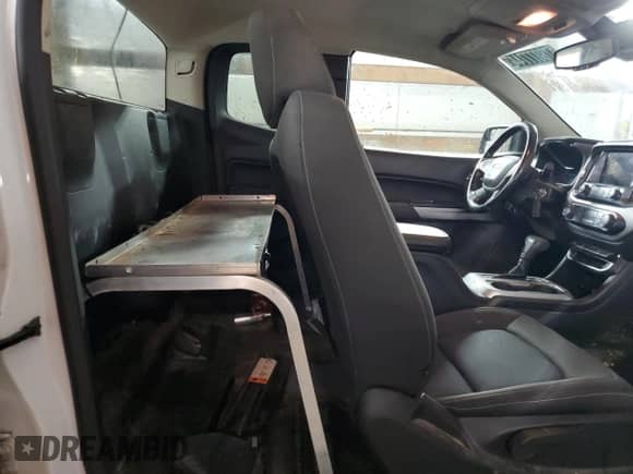 2020 Chevrolet Colorado 4WD LT z VIN 1GCHTCEA3L1158358, wystawiony jako Copart lot #78077744 z przebiegiem 83 084 mil mil oraz Czysty tytuł • Clean title. Historia ofert i sprzedaży dostępna na DreamBid. Obrazek 10.