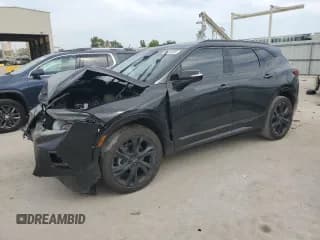 ✅ 2020 Chevrolet Blazer RS • VIN: 3GNKBERS5LS641914 • Lot: 84635405. Listed on Copart with 104,787 mi. Free auction sales archive from the USA and detailed vehicle history report at DreamBid. Image 1.