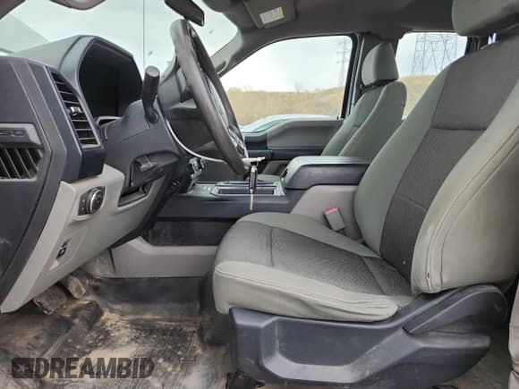 ✅ 2016 Ford F-150 XL • VIN: 1FTEX1EPXGFA37576 • Lot: 91072895. Listed on Copart with 241,446 mi. Free auction sales archive from the USA and detailed vehicle history report at DreamBid. Image 7.