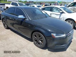 ✅ 2014 Audi S4 Premium Plus • VIN: WAUBGAFL2EA060078 • Лот: 42240403. Опубликован ранее на IAAI с пробегом 72 992 миль. Бесплатный доступ к архиву аукционных продаж из США и подробный отчёт об истории автомобиля на DreamBid. Изображение 1.