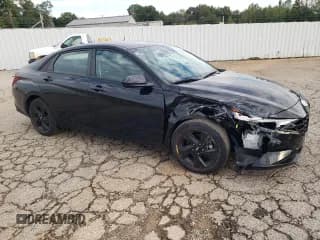 ✅ 2022 Hyundai Elantra SEL • VIN: 5NPLS4AG4NH059315 • Lot: 84774695. Listed on Copart with 33,240 mi. Free auction sales archive from the USA and detailed vehicle history report at DreamBid. Image 4.
