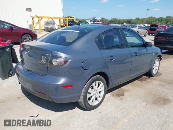 ✅ 2008 Mazda 3 i Touring • VIN: JM1BK12FX81790584 • Лот: 43155688. Опубликован ранее на IAAI с пробегом 166 762 миль. Бесплатный доступ к архиву аукционных продаж из США и подробный отчёт об истории автомобиля на DreamBid. Изображение 4.
