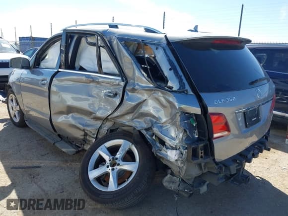 ✅ 2016 Mercedes-Benz GLE 350 • VIN: 4JGDA5HB3GA782795 • Lot: 43480452. Wystawiony na IAAI z przebiegiem 116 573 mil. Bezpłatny archiwum sprzedaży aukcyjnych z USA i szczegółowy raport historii pojazdu na DreamBid. Zdjęcie 3.