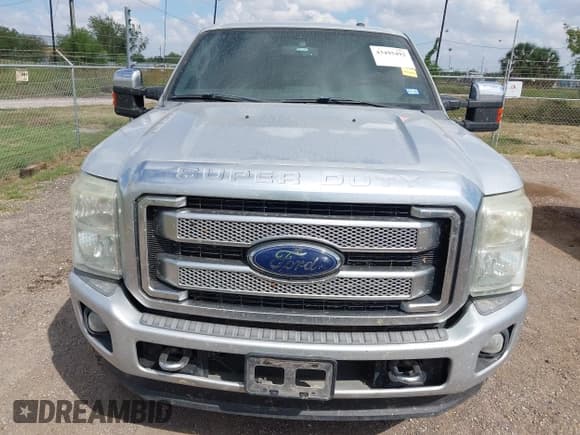 ✅ 2013 Ford F-250 XLT • VIN: 1FT7W2BT5DEB61565 • Lot: 43495492. Listed on IAAI with 238,850 mi. Free auction sales archive from the USA and detailed vehicle history report at DreamBid. Image 13.