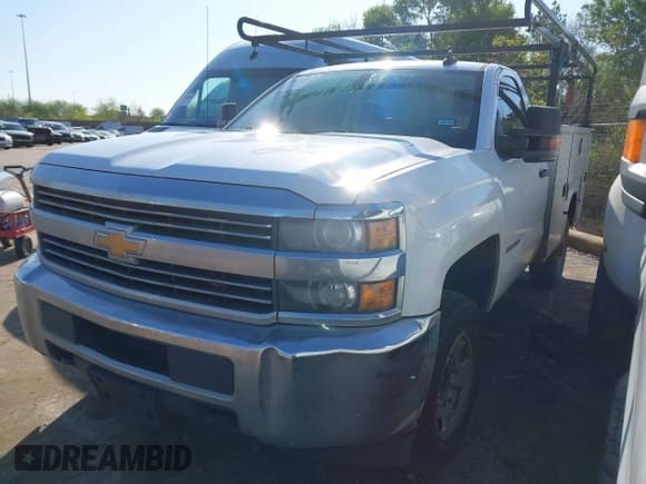 ✅ 2018 Chevrolet Silverado 2500HD Work Truck • VIN: 1GB0CUEG4JZ338829 • Lot: 41689836. Listed on IAAI with 229,860 mi. Free auction sales archive from the USA and detailed vehicle history report at DreamBid. Image 17.