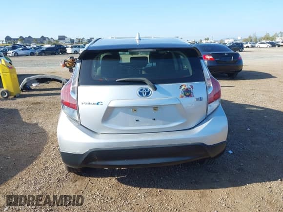 ✅ 2017 Toyota Prius One • VIN: JTDKDTB3XH1593023 • Lot: 42121790. Listed on IAAI with 184,345 mi. Free auction sales archive from the USA and detailed vehicle history report at DreamBid. Image 17.