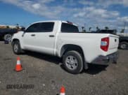 ✅ 2021 Toyota Tundra SR5 • VIN: 5TFEY5F15MX275999 • Лот: 87095865. Опубликован ранее на Copart с пробегом 135 933 миль. Бесплатный доступ к архиву аукционных продаж из США и подробный отчёт об истории автомобиля на DreamBid. Изображение 2.