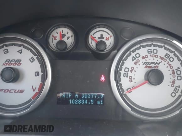 ✅ 2010 Ford Focus SE • VIN: 1FAHP3FN7AW242940 • Лот: 42378894. Опубликован ранее на IAAI с пробегом 102 834 миль. Бесплатный доступ к архиву аукционных продаж из США и подробный отчёт об истории автомобиля на DreamBid. Изображение 7.