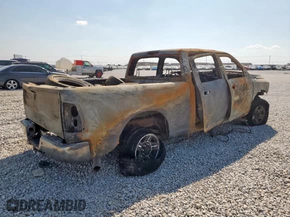 ✅ 2016 Ram 2500 Tradesman • VIN: 3C6UR5CL9GG247752 • Lot: 80134735. Listed on Copart with Not provided. Free auction sales archive from the USA and detailed vehicle history report at DreamBid. Image 3.