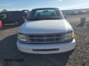 ✅ 1997 Ford F-150 • VIN: 1FTDF1728VKD05450 • Lot: 87286155. Wystawiony na Copart z przebiegiem 110 404 mil. Bezpłatny archiwum sprzedaży aukcyjnych z USA i szczegółowy raport historii pojazdu na DreamBid. Zdjęcie 5.