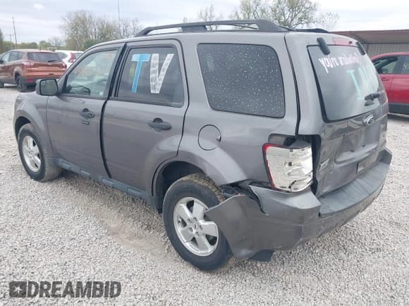 ✅ 2011 Ford Escape XLT • VIN: 1FMCU9DG1BKC03396 • Lot: 43460729. Listed on IAAI with 144,350 mi. Free auction sales archive from the USA and detailed vehicle history report at DreamBid. Image 3.