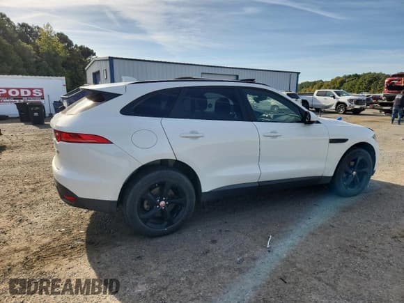 ✅ 2018 Jaguar F-Pace 20d Prestige • VIN: SADCK2FNXJA290186 • Lot: 89694625. Wystawiony na Copart z przebiegiem 70 023 mil. Bezpłatny archiwum sprzedaży aukcyjnych z USA i szczegółowy raport historii pojazdu na DreamBid. Zdjęcie 3.