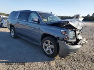 ✅ 2015 Chevrolet Suburban LT • VIN: 1GNSKJKC2FR645650 • Lot: 76147464. Wystawiony na Copart z przebiegiem 141 679 mil. Bezpłatny archiwum sprzedaży aukcyjnych z USA i szczegółowy raport historii pojazdu na DreamBid. Zdjęcie 4.