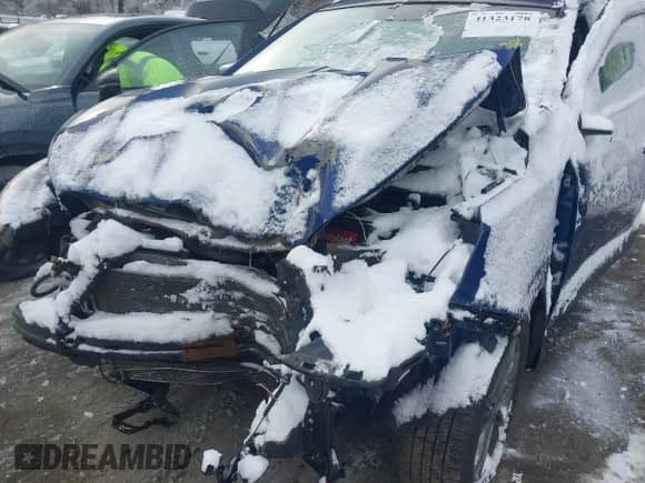 2014 Hyundai Tucson Limited with VIN KM8JUCAG1EU923895, listed as a IAAI auction lot 43296605 with 259,486 mi miles and . Bid and sale history available at DreamBid. Image 6.