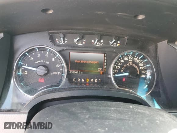 ✅ 2012 Ford F-150 XLT • VIN: 1FTEW1CM9CFA53869 • Lot: 87394695. Listed on Copart with 132,266 mi. Free auction sales archive from the USA and detailed vehicle history report at DreamBid. Image 9.