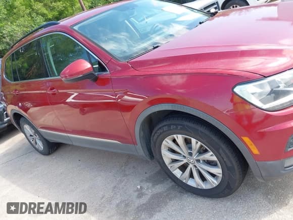 ✅ 2018 Volkswagen Tiguan SEL • VIN: 3VV3B7AX4JM027472 • Lot: 42398665. Listed on IAAI with 153,742 mi. Free auction sales archive from the USA and detailed vehicle history report at DreamBid. Image 13.