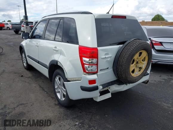 ✅ 2006 Suzuki Grand Vitara Luxury • VIN: JS3TD947064102821 • Lot: 43764244. Listed on IAAI with 122,196 mi. Free auction sales archive from the USA and detailed vehicle history report at DreamBid. Image 3.