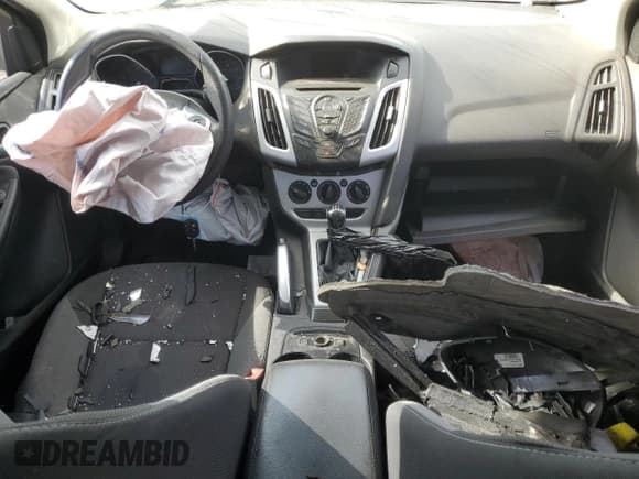 ✅ 2013 Ford Focus SE • VIN: 1FADP3K28DL130633 • Lot: 85193385. Listed on Copart with Not provided. Free auction sales archive from the USA and detailed vehicle history report at DreamBid. Image 8.