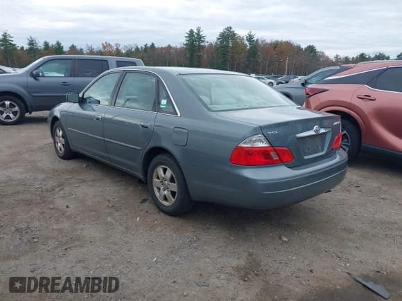 ✅ 2004 Toyota Avalon XL • VIN: 4T1BF28B44U387557 • Lot: 43612856. Listed on IAAI with 103,913 mi. Free auction sales archive from the USA and detailed vehicle history report at DreamBid. Image 3.