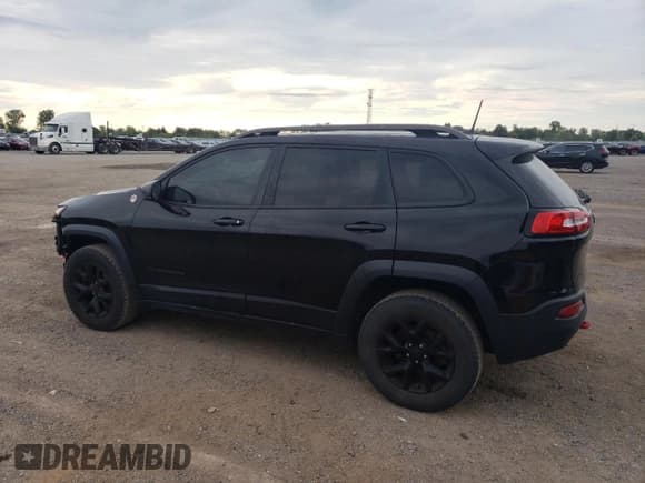 ✅ 2017 Jeep Cherokee L Plus Pkg • VIN: 1C4PJMBS1HW655004 • Lot: 67176575. Wystawiony na Copart z przebiegiem 168 352 mil. Bezpłatny archiwum sprzedaży aukcyjnych z USA i szczegółowy raport historii pojazdu na DreamBid. Zdjęcie 2.
