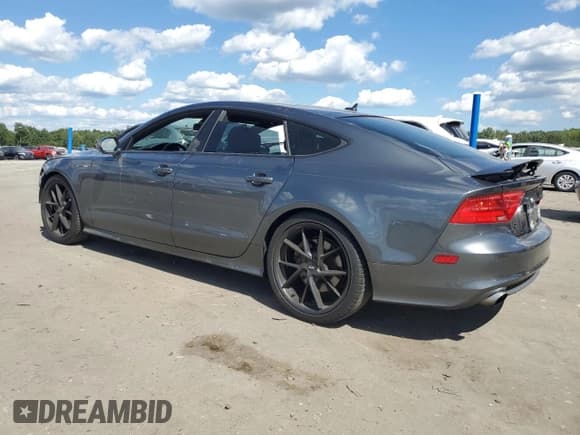 ✅ 2014 Audi A7 Premium • VIN: WAU3GCFC2EN076824 • Lot: 70535355. Wystawiony na Copart z przebiegiem 88 929 mil. Bezpłatny archiwum sprzedaży aukcyjnych z USA i szczegółowy raport historii pojazdu na DreamBid. Zdjęcie 2.