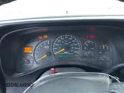 ✅ 2001 Chevrolet Silverado 2500HD LS • VIN: 1GCHK29U81E192996 • Лот: 43303691. Опубликован ранее на IAAI с пробегом 215 663 миль. Бесплатный доступ к архиву аукционных продаж из США и подробный отчёт об истории автомобиля на DreamBid. Изображение 7.