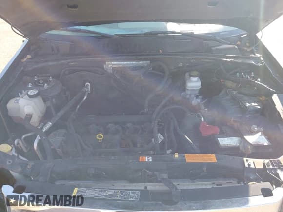 ✅ 2012 Ford Escape Limited • VIN: 1FMCU0E75CKA74526 • Lot: 43685275. Wystawiony na IAAI z przebiegiem 142 300 mil. Bezpłatny archiwum sprzedaży aukcyjnych z USA i szczegółowy raport historii pojazdu na DreamBid. Zdjęcie 10.