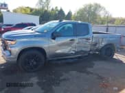 ✅ 2025 Chevrolet Silverado 1500 Custom • VIN: 1GCRABEK6SZ112939 • Lot: 43490888. Wystawiony na IAAI z przebiegiem 33 522 mil. Bezpłatny archiwum sprzedaży aukcyjnych z USA i szczegółowy raport historii pojazdu na DreamBid. Zdjęcie 14.