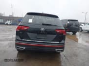 ✅ 2022 Volkswagen Tiguan SEL R-Line • VIN: 3VV4B7AX3NM046685 • Лот: 41945195. Опубликован ранее на IAAI с пробегом 18 397 миль. Бесплатный доступ к архиву аукционных продаж из США и подробный отчёт об истории автомобиля на DreamBid. Изображение 16.