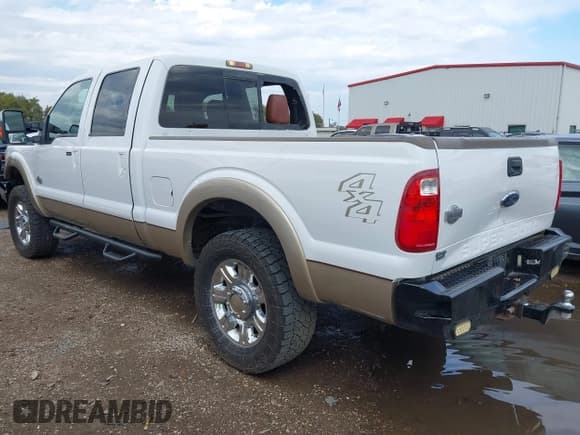 ✅ 2012 Ford F-250 Lariat • VIN: 1FT7W2BTXCEA68992 • Lot: 43535331. Wystawiony na IAAI z przebiegiem 285 482 mil. Bezpłatny archiwum sprzedaży aukcyjnych z USA i szczegółowy raport historii pojazdu na DreamBid. Zdjęcie 3.