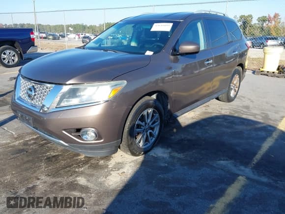 ✅ 2016 Nissan Pathfinder SL • VIN: 5N1AR2MM3GC608019 • Lot: 43641899. Wystawiony na IAAI z przebiegiem 131 736 mil. Bezpłatny archiwum sprzedaży aukcyjnych z USA i szczegółowy raport historii pojazdu na DreamBid. Zdjęcie 17.