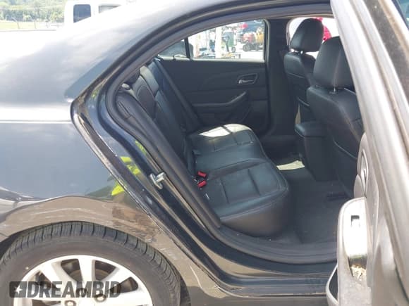 ✅ 2014 Chevrolet Malibu LT • VIN: 1G11G5SX0EF154566 • Lot: 42795444. Listed on IAAI with 42,700 mi. Free auction sales archive from the USA and detailed vehicle history report at DreamBid. Image 8.