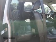 ✅ 2008 Chevrolet Silverado 2500HD 1LT • VIN: 1GCHK29K98E114493 • Lot: 70193904. Wystawiony na Copart z przebiegiem 215 117 mil. Bezpłatny archiwum sprzedaży aukcyjnych z USA i szczegółowy raport historii pojazdu na DreamBid. Zdjęcie 10.