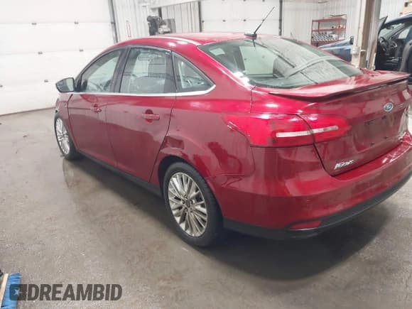 ✅ 2017 Ford Focus Titanium • VIN: 1FADP3J26HL238966 • Lot: 43818466. Listed on IAAI with 35,572 mi. Free auction sales archive from the USA and detailed vehicle history report at DreamBid. Image 3.