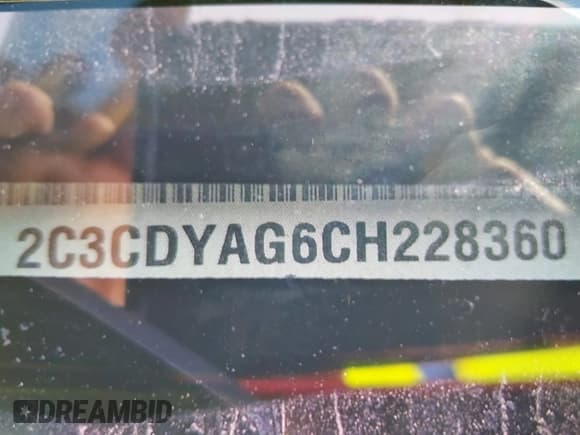 ✅ 2012 Dodge Challenger SXT Plus • VIN: 2C3CDYAG6CH228360 • Lot: 42924698. Wystawiony na IAAI z przebiegiem 166 296 mil. Bezpłatny archiwum sprzedaży aukcyjnych z USA i szczegółowy raport historii pojazdu na DreamBid. Zdjęcie 9.