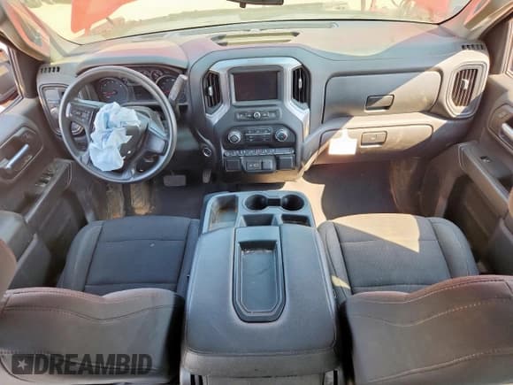 ✅ 2022 Chevrolet Silverado 1500 Custom • VIN: 3GCPABEK9NG517382 • Lot: 67778005. Listed on Copart with 68,081 mi. Free auction sales archive from the USA and detailed vehicle history report at DreamBid. Image 8.