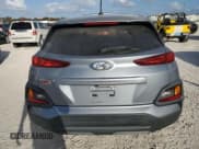 ✅ 2019 Hyundai Kona SE • VIN: KM8K12AA3KU235301 • Лот: 76744274. Опубликован ранее на Copart с пробегом 87 143 миль. Бесплатный доступ к архиву аукционных продаж из США и подробный отчёт об истории автомобиля на DreamBid. Изображение 6.