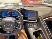 ✅ 2022 Chevrolet Corvette 1LT • VIN: 1G1YA2D46N5107050 • Lot: 62793555. Wystawiony na Copart z przebiegiem 6 929 mil. Bezpłatny archiwum sprzedaży aukcyjnych z USA i szczegółowy raport historii pojazdu na DreamBid. Zdjęcie 9.