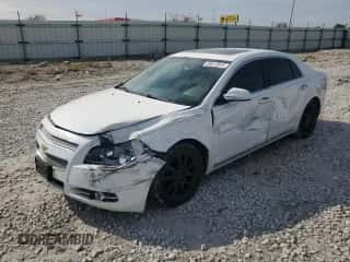 2009 Chevrolet Malibu LTZ z VIN 1G1ZK57B09F189757, wystawiony jako Copart lot #85813515 z przebiegiem Nie podano mil oraz Szkoda całkowita • Salvage title. Historia ofert i sprzedaży dostępna na DreamBid. Obrazek 1.