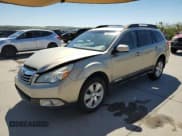✅ 2010 Subaru Outback Premium • VIN: 4S4BRCEC3A3361060 • Lot: 70824114. Wystawiony na Copart z przebiegiem 154 524 mil. Bezpłatny archiwum sprzedaży aukcyjnych z USA i szczegółowy raport historii pojazdu na DreamBid. Zdjęcie 1.