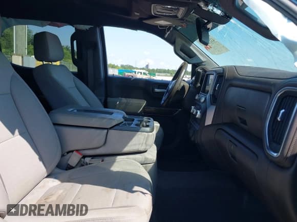 ✅ 2020 GMC Sierra 1500 SLE • VIN: 3GTU9BEDXLG219627 • Лот: 43158274. Опубликован ранее на IAAI с пробегом 108 803 миль. Бесплатный доступ к архиву аукционных продаж из США и подробный отчёт об истории автомобиля на DreamBid. Изображение 5.