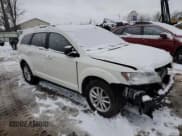 ✅ 2018 Dodge Journey SE • VIN: 3C4PDCAB2JT383626 • Lot: 92372645. Wystawiony na Copart z przebiegiem 136 653 mil. Bezpłatny archiwum sprzedaży aukcyjnych z USA i szczegółowy raport historii pojazdu na DreamBid. Zdjęcie 4.