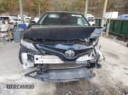 ✅ 2020 Toyota Camry SE • VIN: 4T1G11AK4LU859697 • Lot: 89712825. Wystawiony na Copart z przebiegiem 99 999 mil. Bezpłatny archiwum sprzedaży aukcyjnych z USA i szczegółowy raport historii pojazdu na DreamBid. Zdjęcie 5.