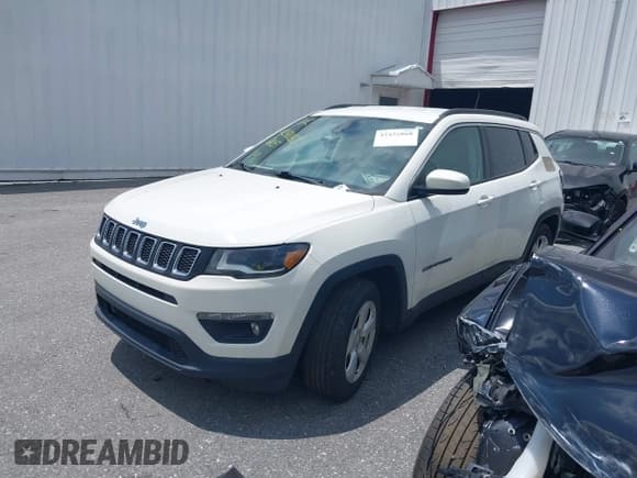 ✅ 2018 Jeep Compass Altitude • VIN: 3C4NJCBB8JT460689 • Lot: 42420868. Listed on IAAI with 115,981 mi. Free auction sales archive from the USA and detailed vehicle history report at DreamBid. Image 2.