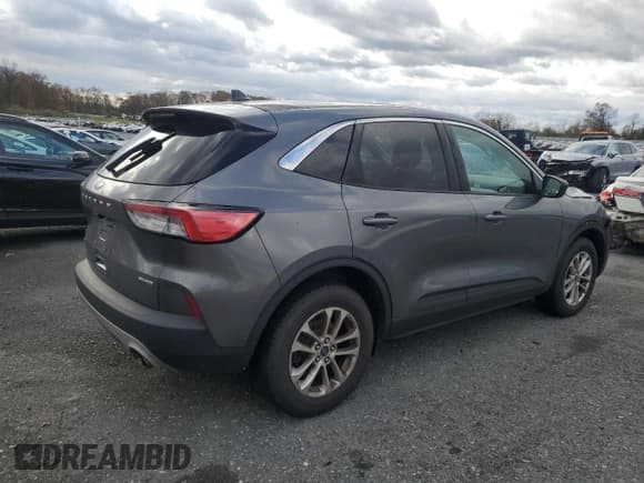 ✅ 2022 Ford Escape SE • VIN: 1FMCU9G65NUB56949 • Lot: 90341375. Listed on Copart with 69,362 mi. Free auction sales archive from the USA and detailed vehicle history report at DreamBid. Image 3.